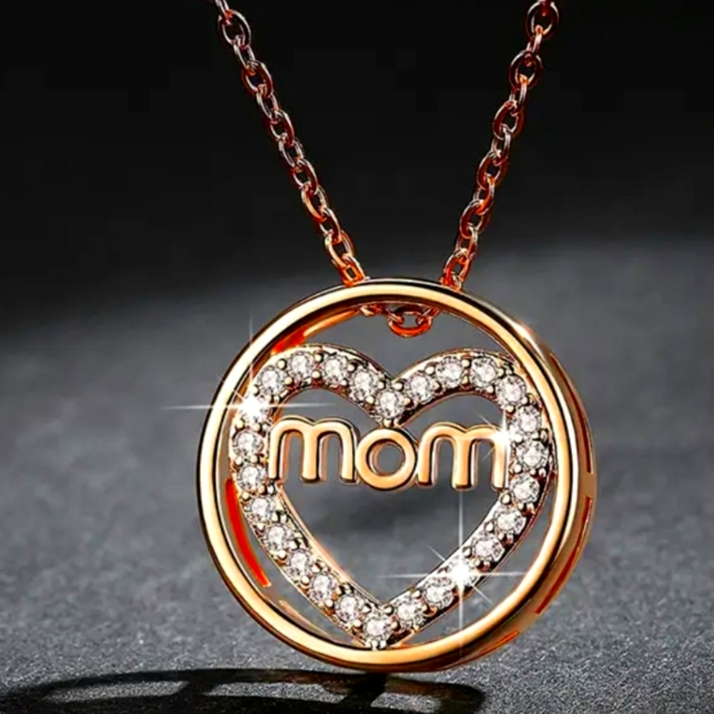 Gold Heart Pendant Necklace